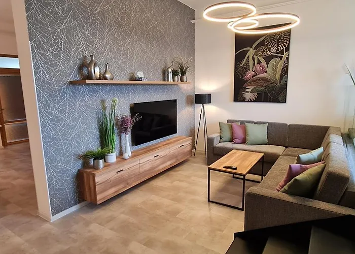 Apartament Mezi Stromy *